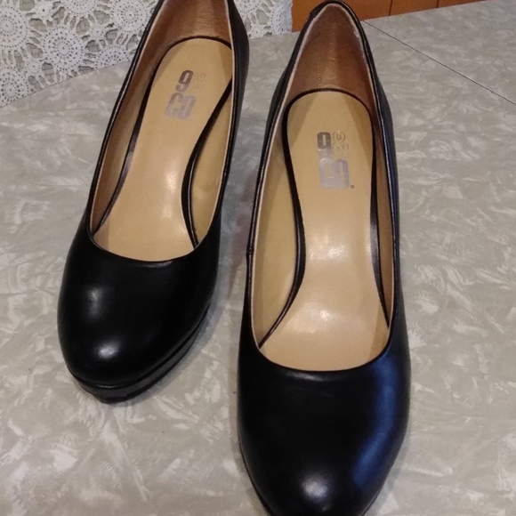 Nine & Co. JJIVY Rose Platform Heels, 8.5M - Picture 1 of 5